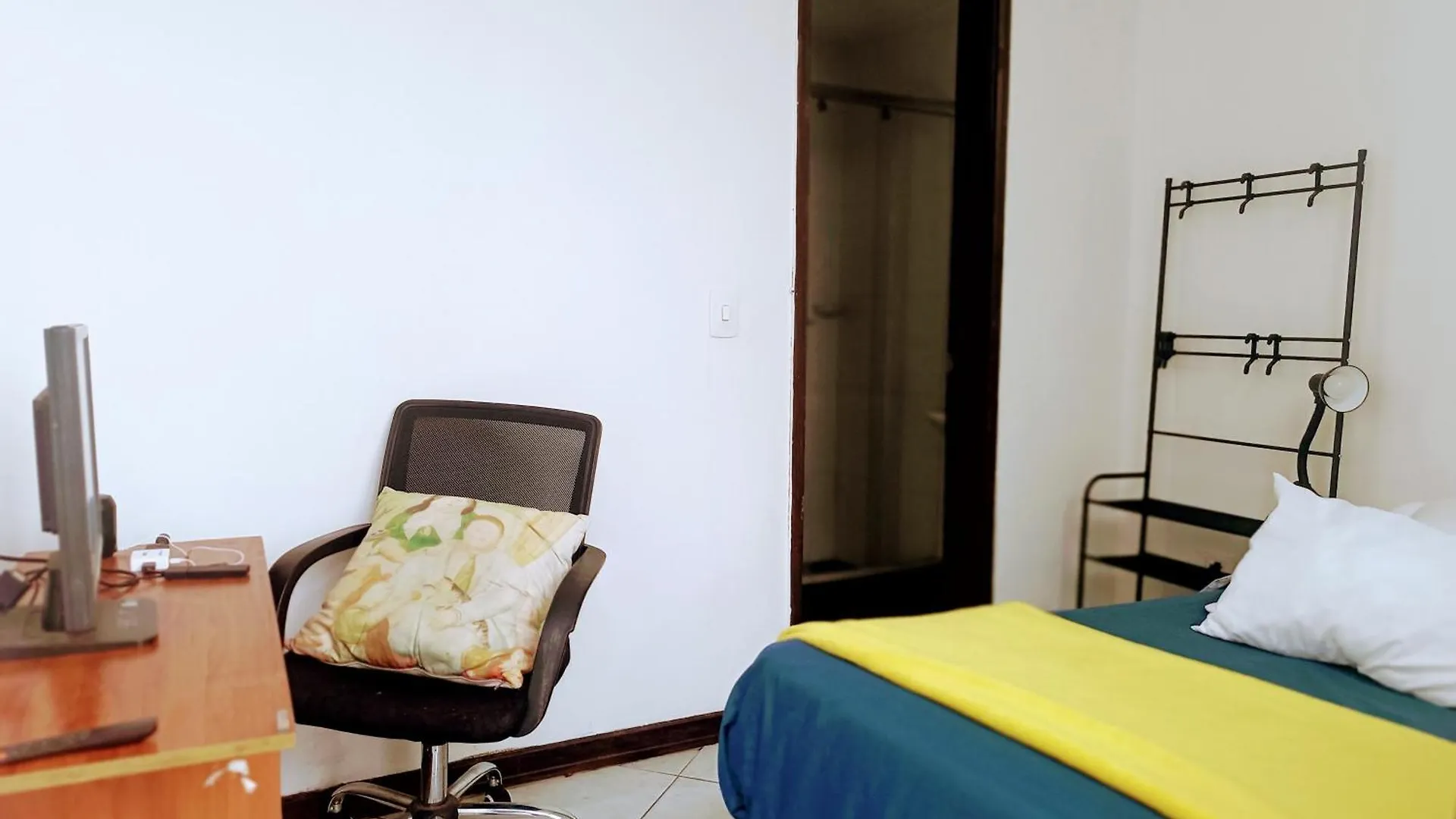 Bed & Breakfast Art And Vitality House Direccion Correcta Calle 24A Bis No 44A 52 Bogota