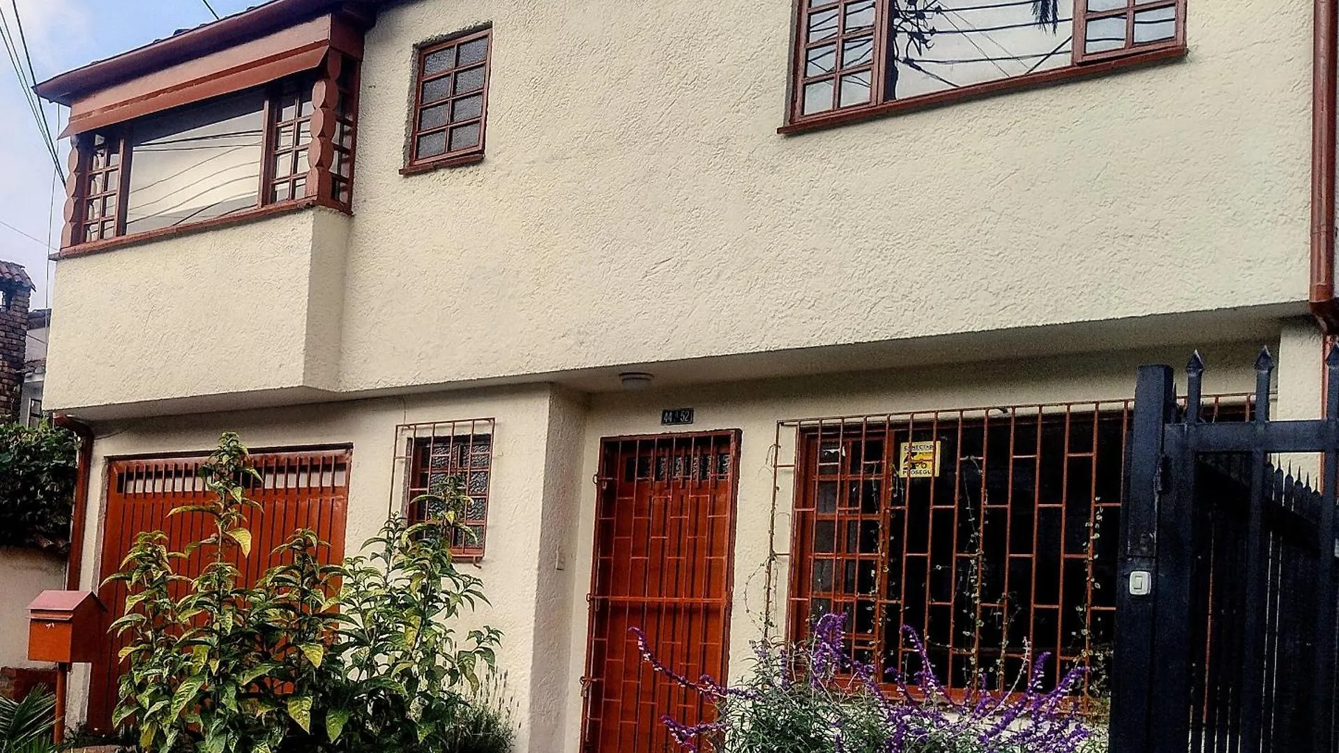 Art And Vitality House Direccion Correcta Calle 24A Bis No 44A 52 Bogota Colombia